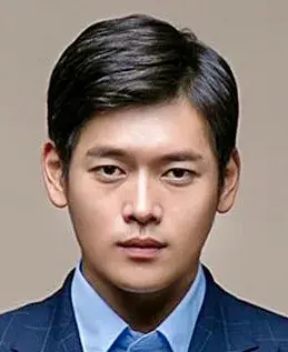 بیوگرافی Kim Joo Young
