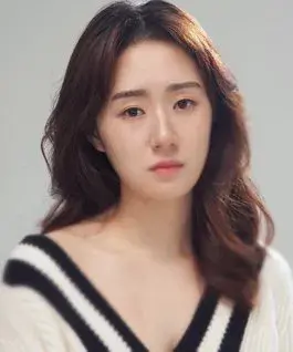 بیوگرافی Yoon Seul