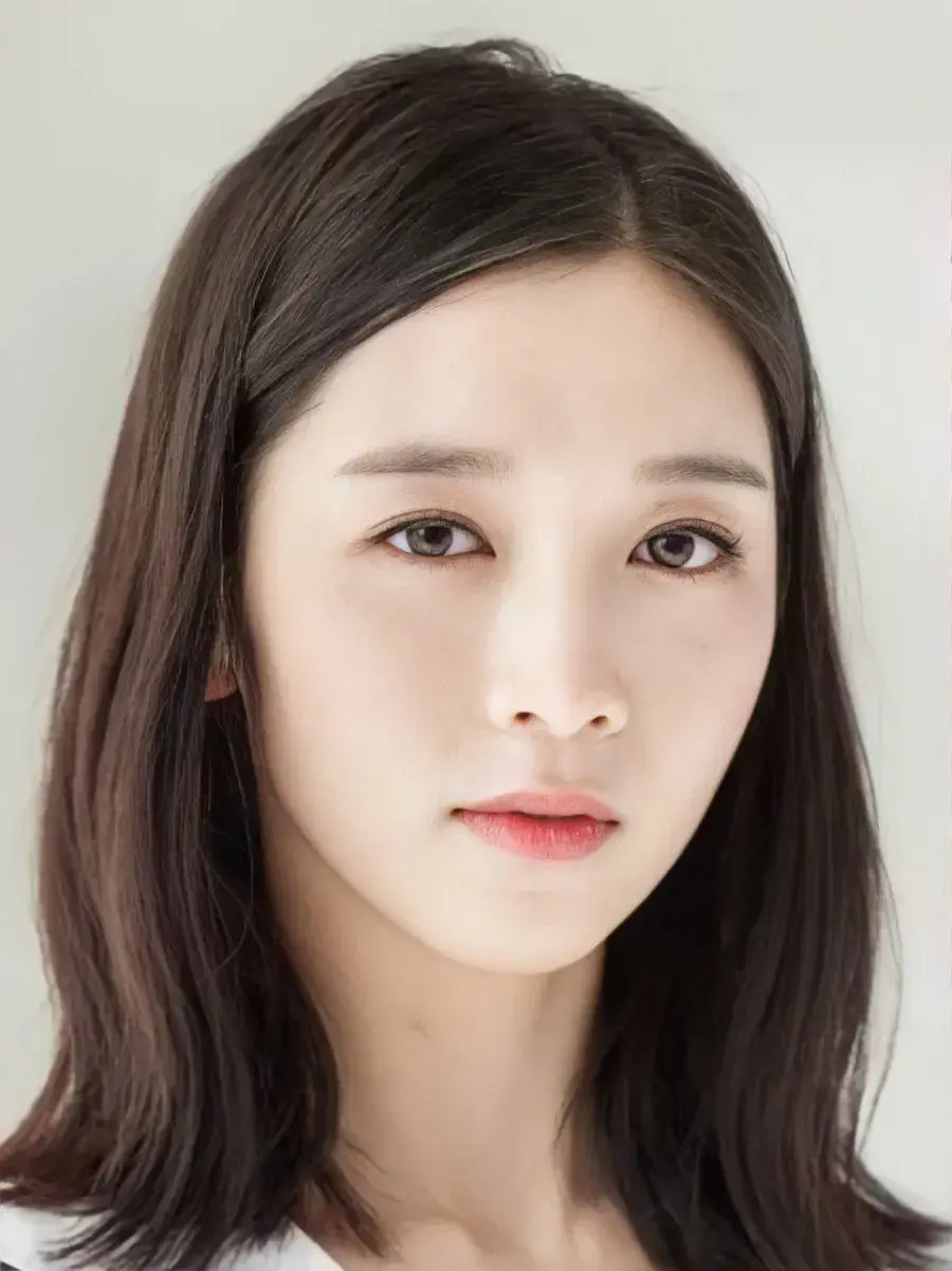 بیوگرافی Choi Bae Young