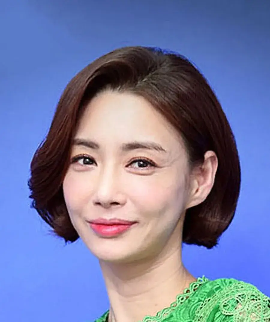بیوگرافی Go Eun Mi
