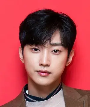 بیوگرافی Jung Jin Young