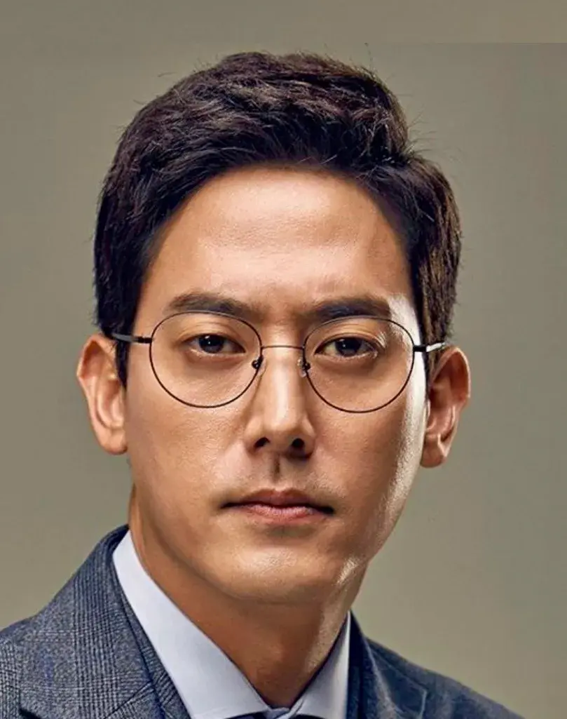 بیوگرافی Kim Sun Hyuk