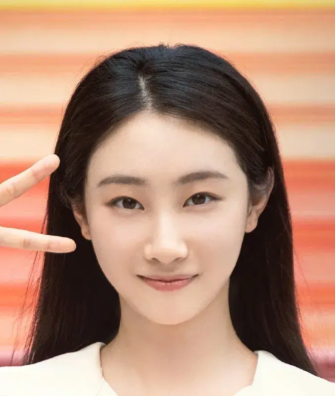 بیوگرافی Liu Yi Yue