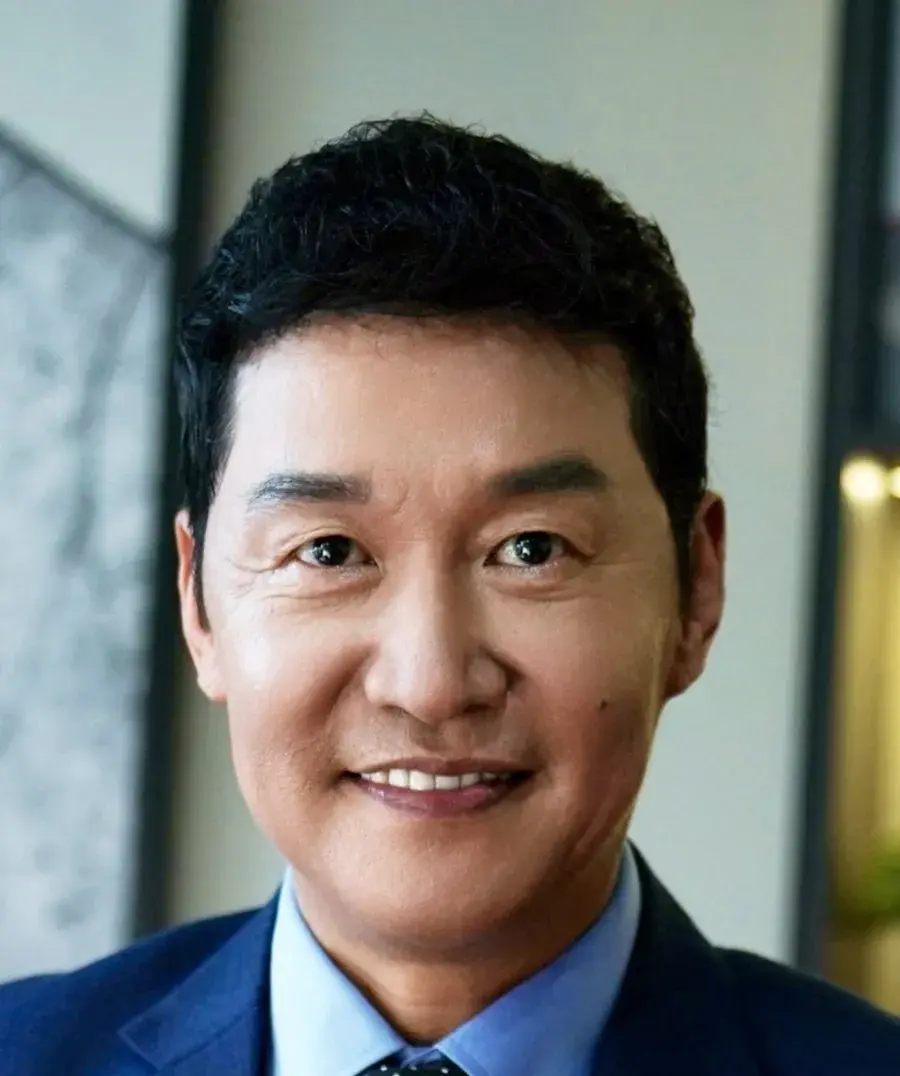 بیوگرافی Zhao Yan Guo