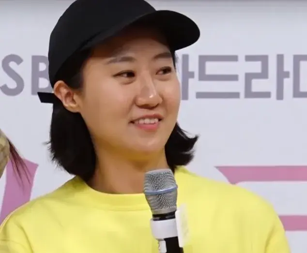 بیوگرافی Lee Kwang Young