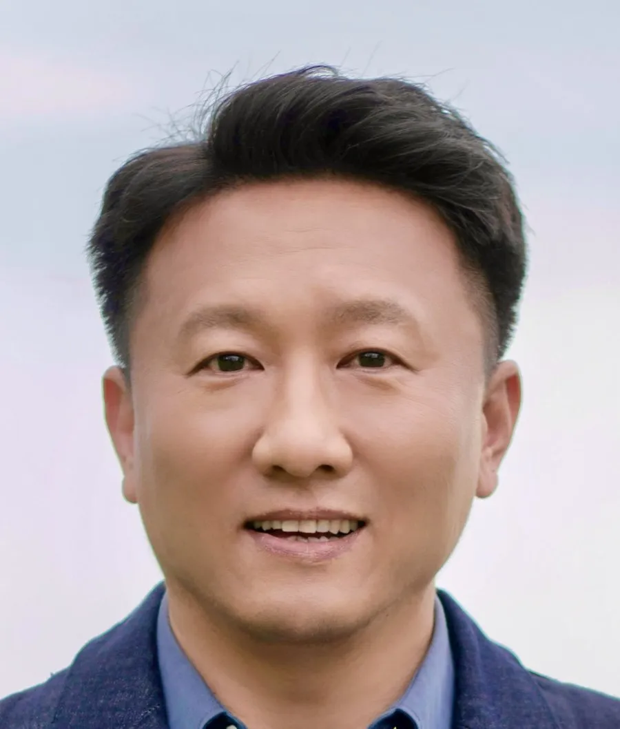 Fang  Zi Bin