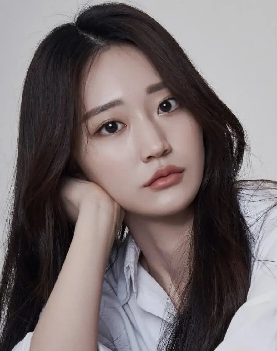 بیوگرافی Choi Su Jin