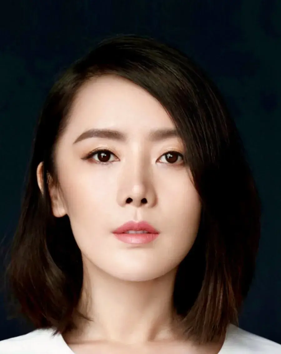 بیوگرافی Che Yong Li