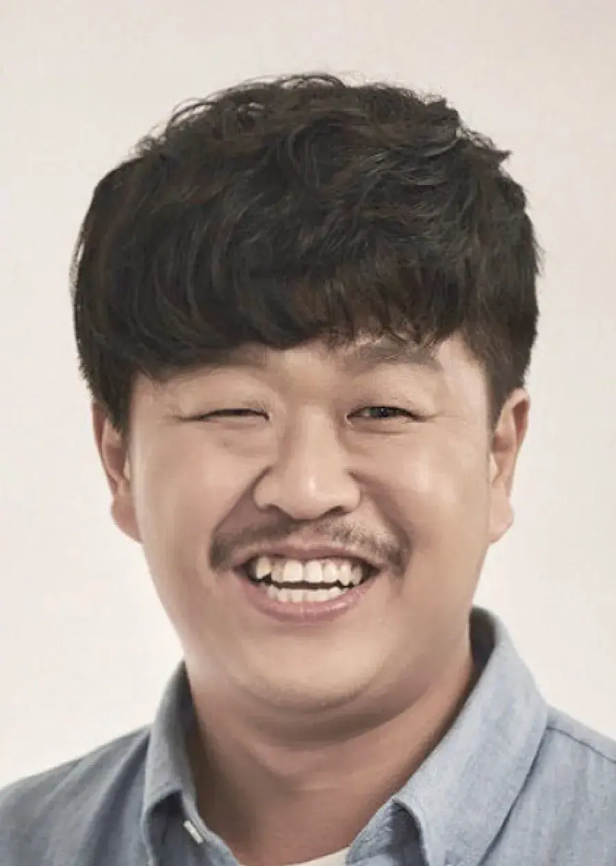 بیوگرافی Kim Han Jong