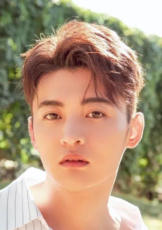 بیوگرافی Zhou Jun Chao