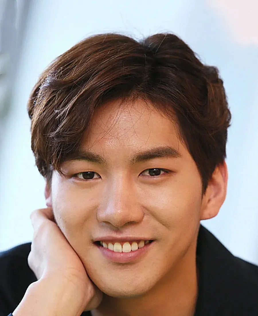 بیوگرافی Lee  Jae Joon