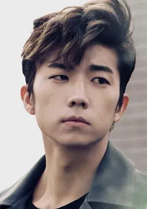 بیوگرافی Jang Woo Young