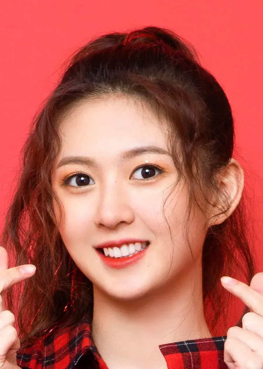 بیوگرافی Yu Yang Zi