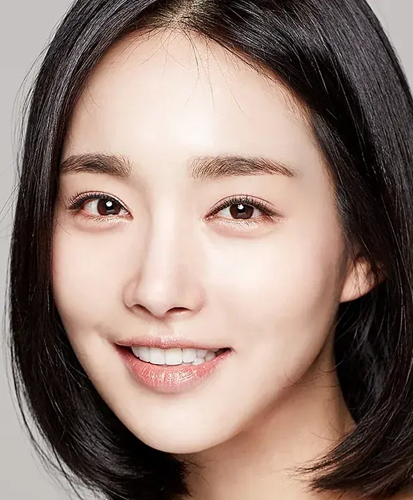 بیوگرافی Kim Yoo Mi