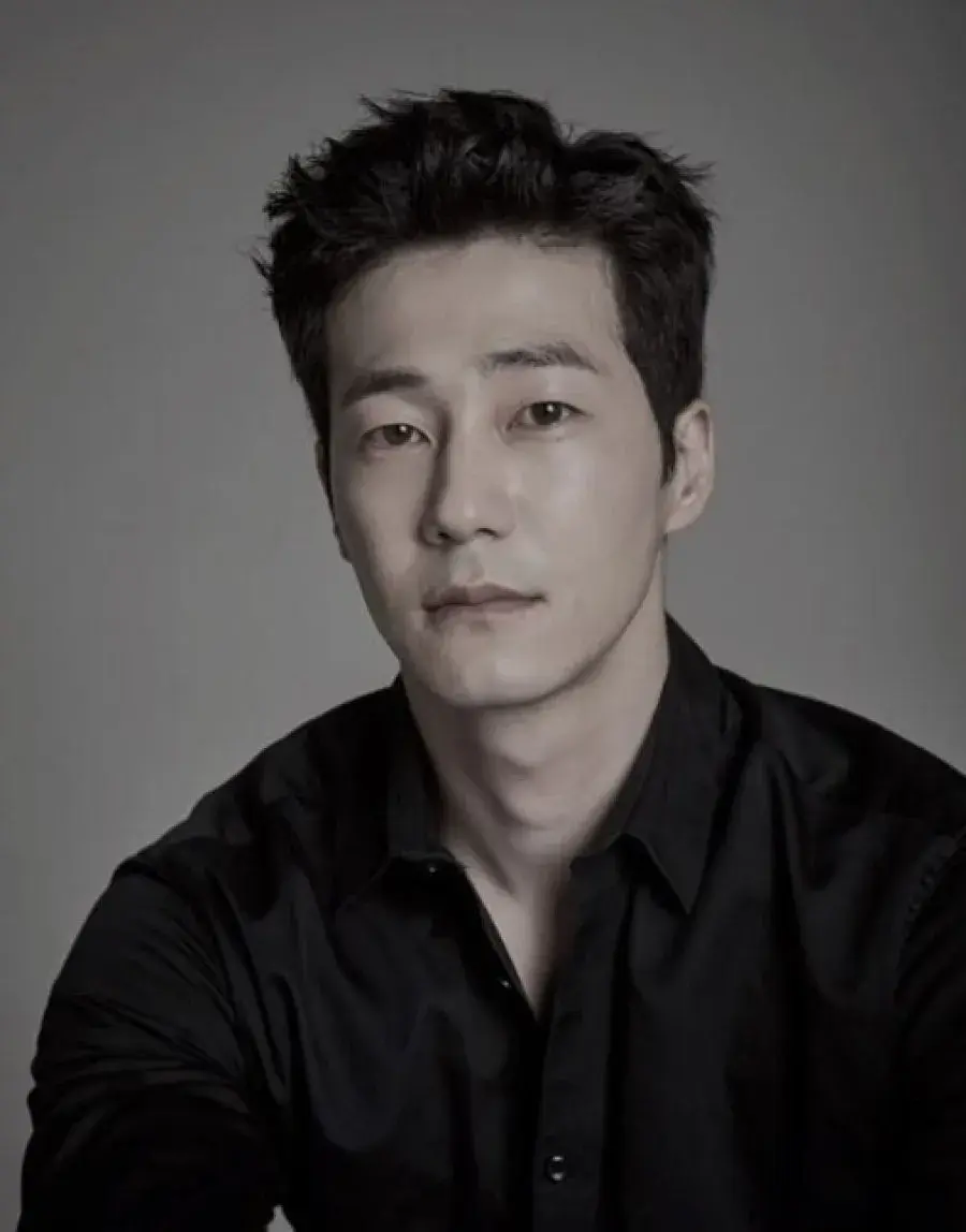 بیوگرافی  Lee Hyun Seok