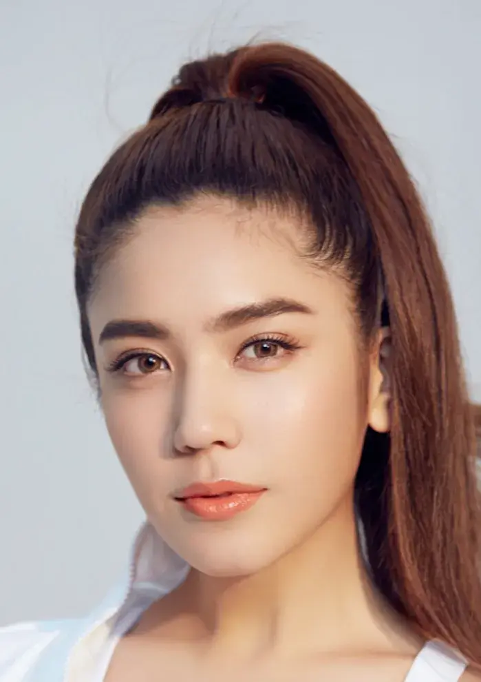 بیوگرافی Xia Ruo Yan
