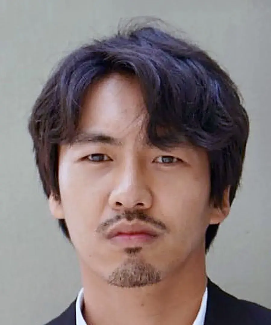 بیوگرافی Kwon Dong Won