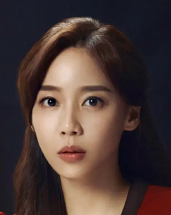 بیوگرافی Hong Ji Hee
