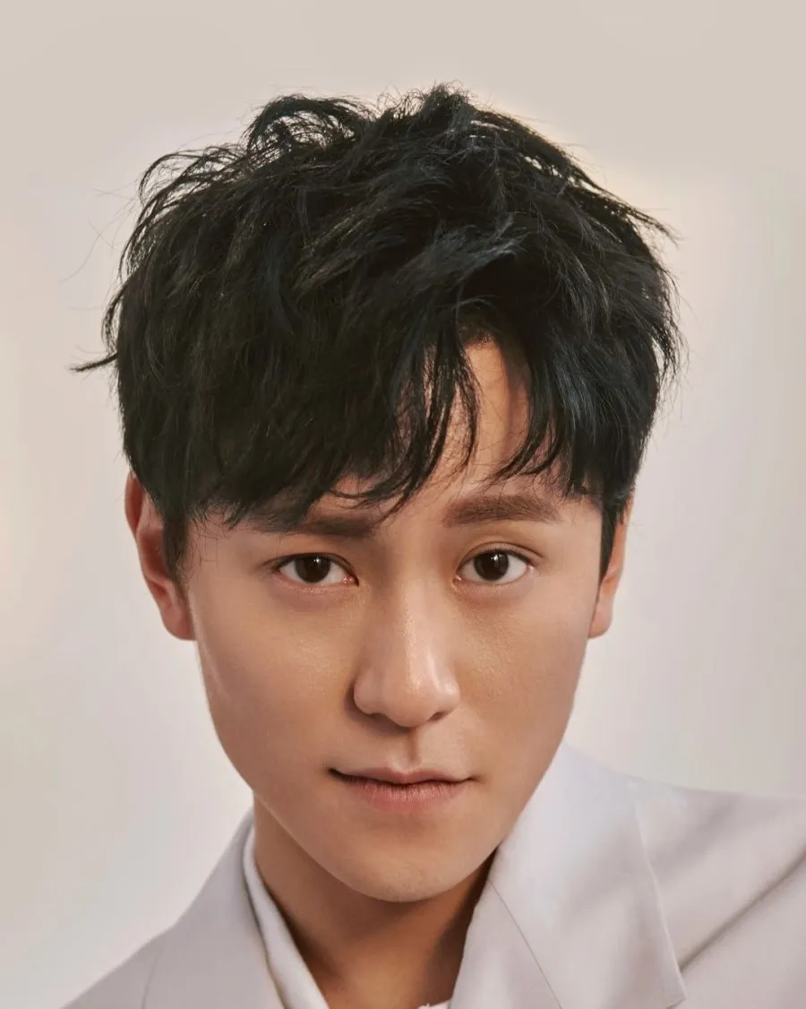 Qin Jun Jie
