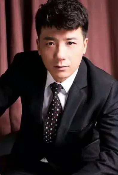 بیوگرافی Zhao He