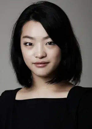 بیوگرافی Lee Ye Eun