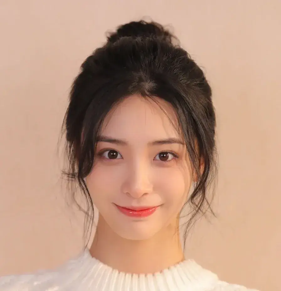 بیوگرافی Xu Zi Xuan