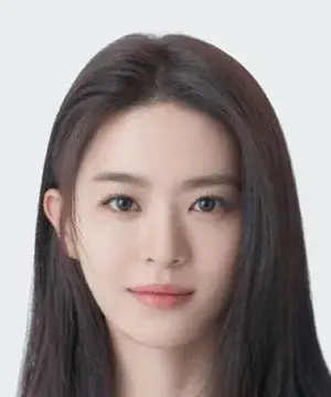 بیوگرافی Jeon So Young