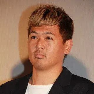 بیوگرافی Nakamae Yuji