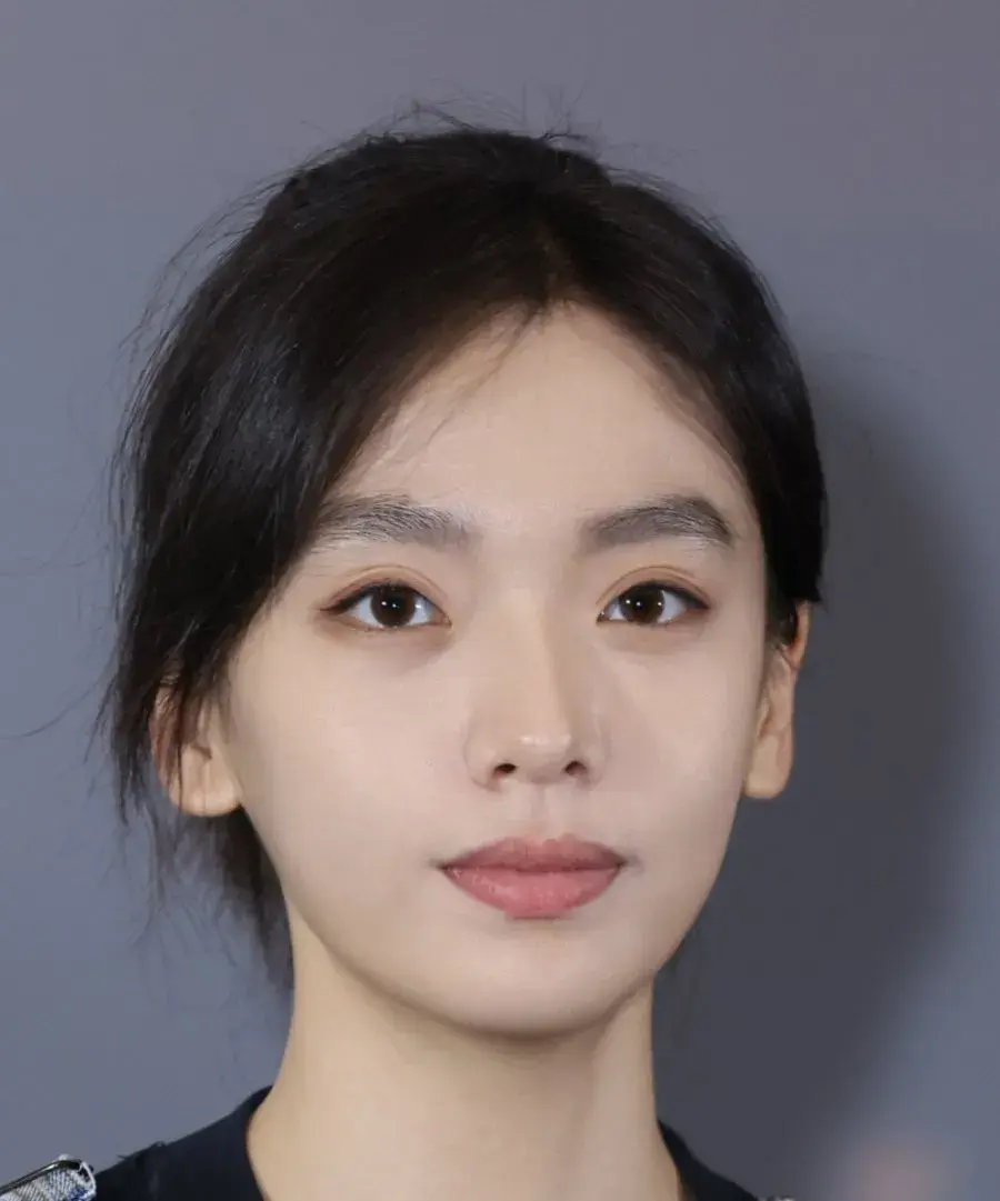 بیوگرافی Wang Xiao Yun Zi