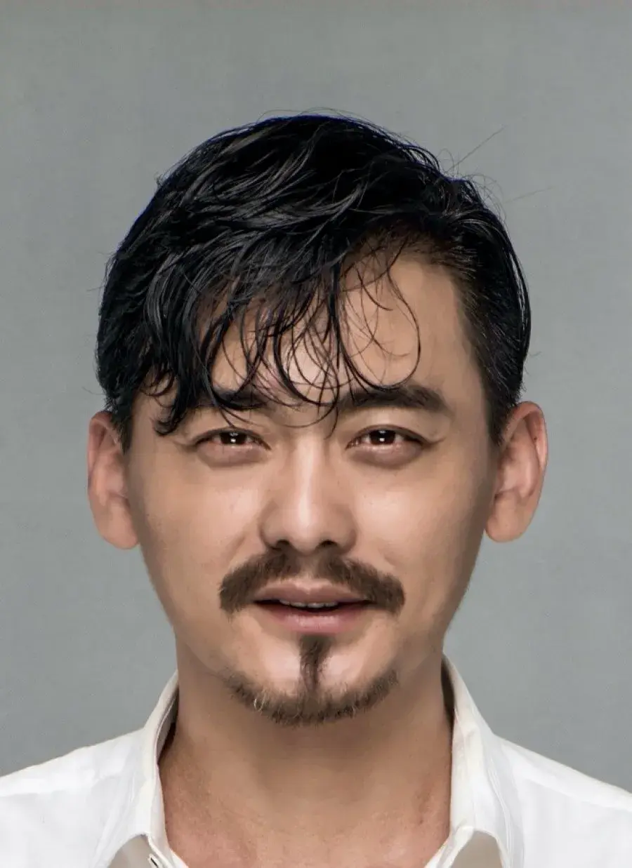 بیوگرافی Qiao Xin Feng
