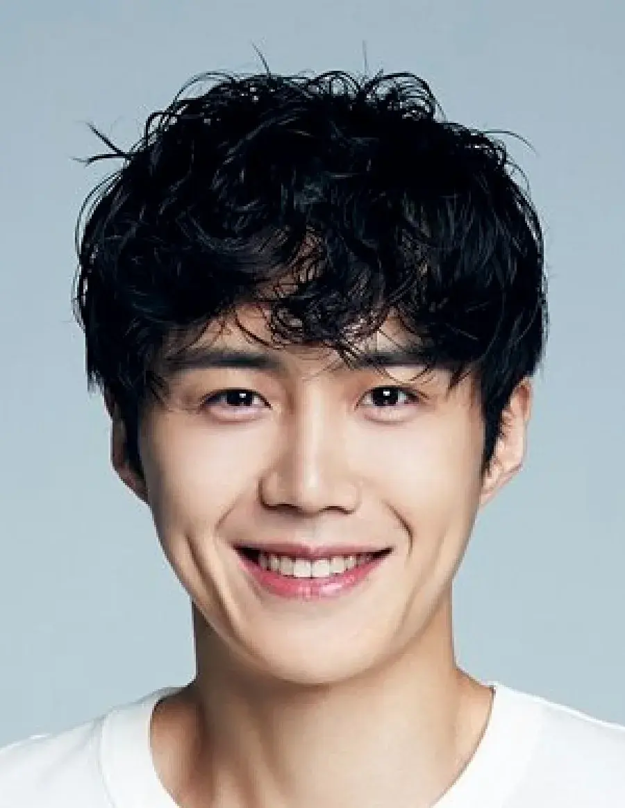 بیوگرافی Kim Seon Ho