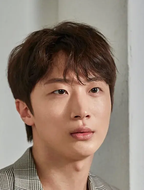 بیوگرافی Kim Myung Joon