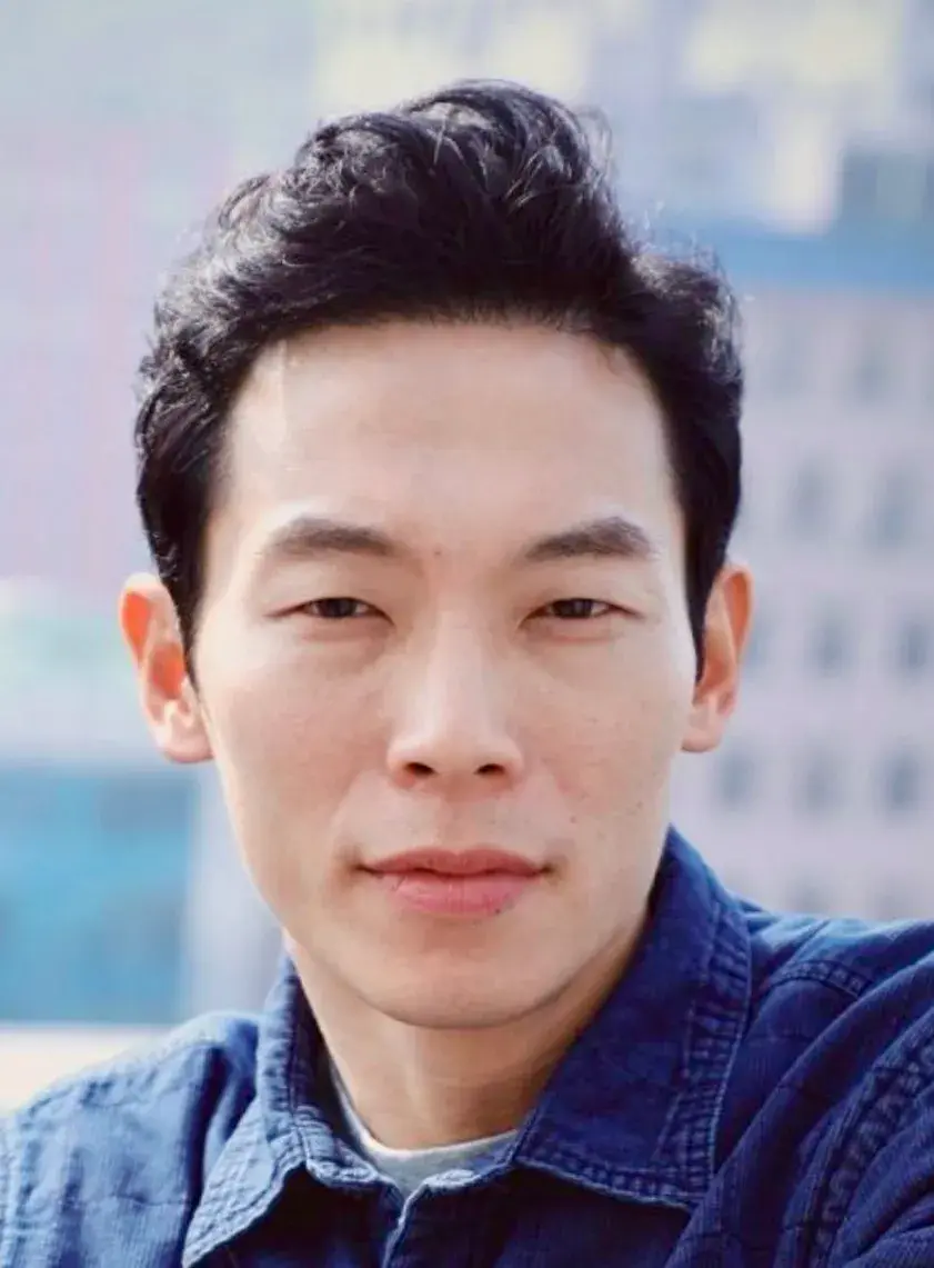 بیوگرافی Yang Kyung Won