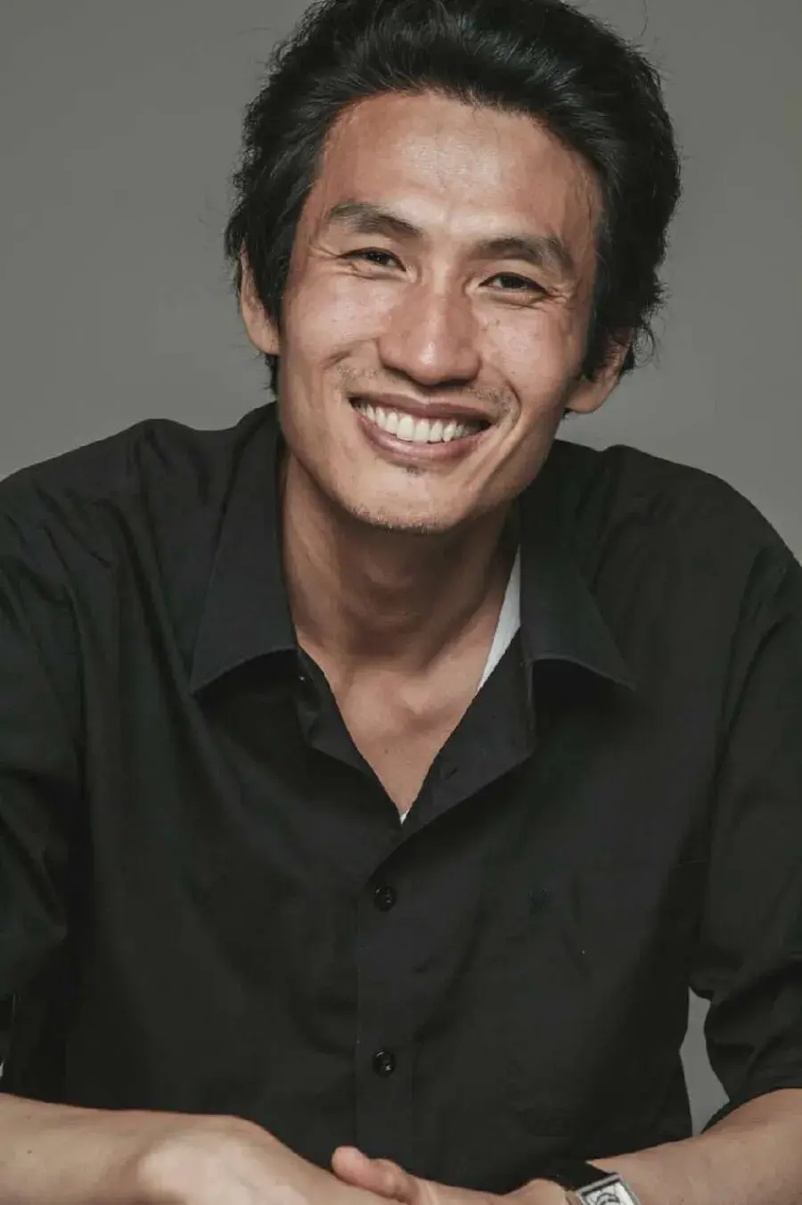بیوگرافی Yum Chul Ho