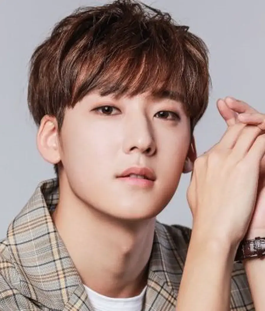 بیوگرافی Woo Sung Hyun