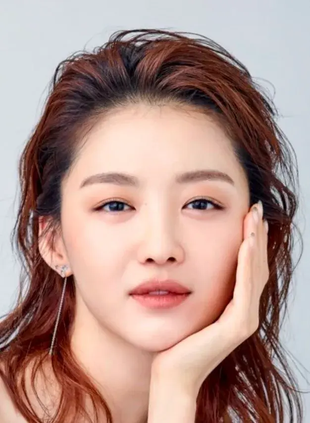 بیوگرافی Jang Hee Jin
