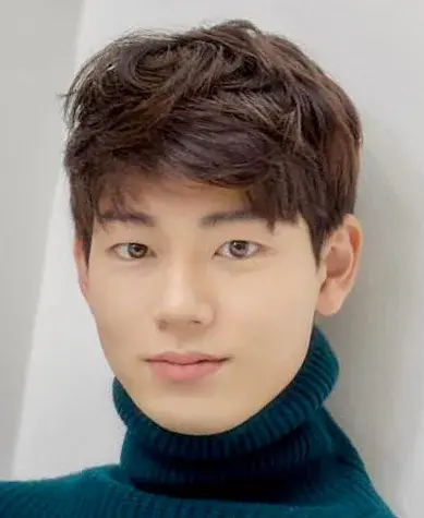 بیوگرافی Bae Hyun Sung