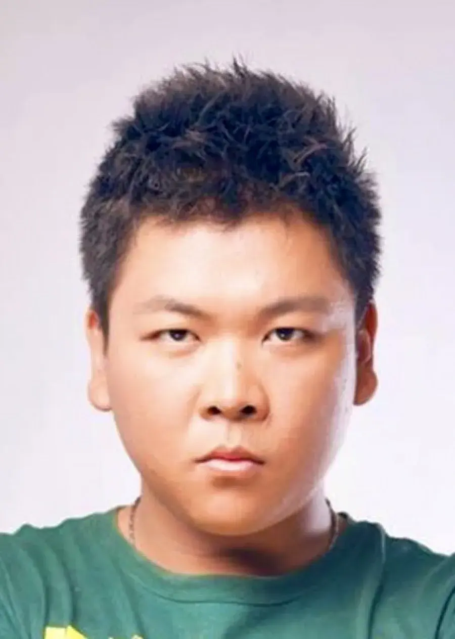بیوگرافی Li Feng Qian