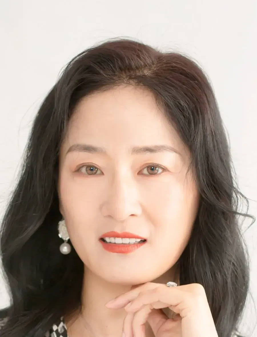 بیوگرافی Bai Jing Jing