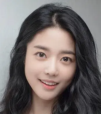 بیوگرافی Choi Moon Hee