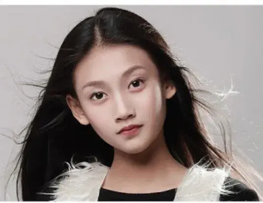 بیوگرافی Jin Yi Ying