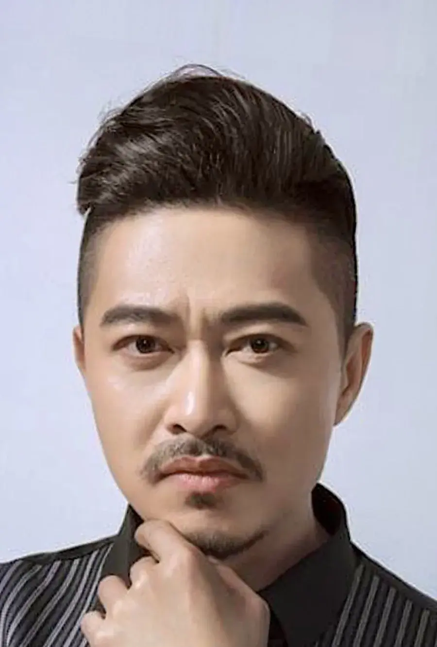 بیوگرافی Pei Jiang Tong