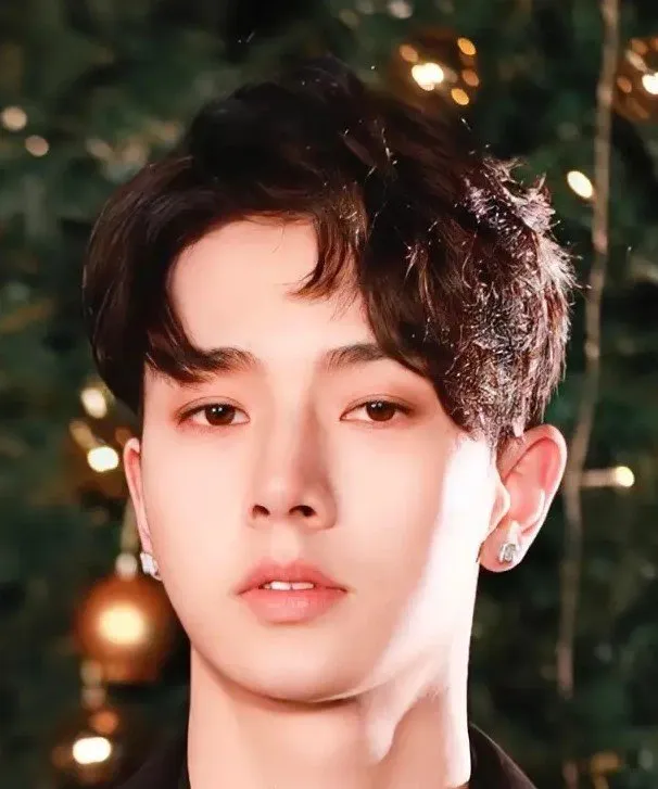 Li Fei