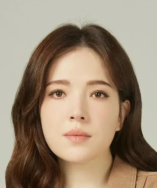 بیوگرافی Hsv Wei Ning