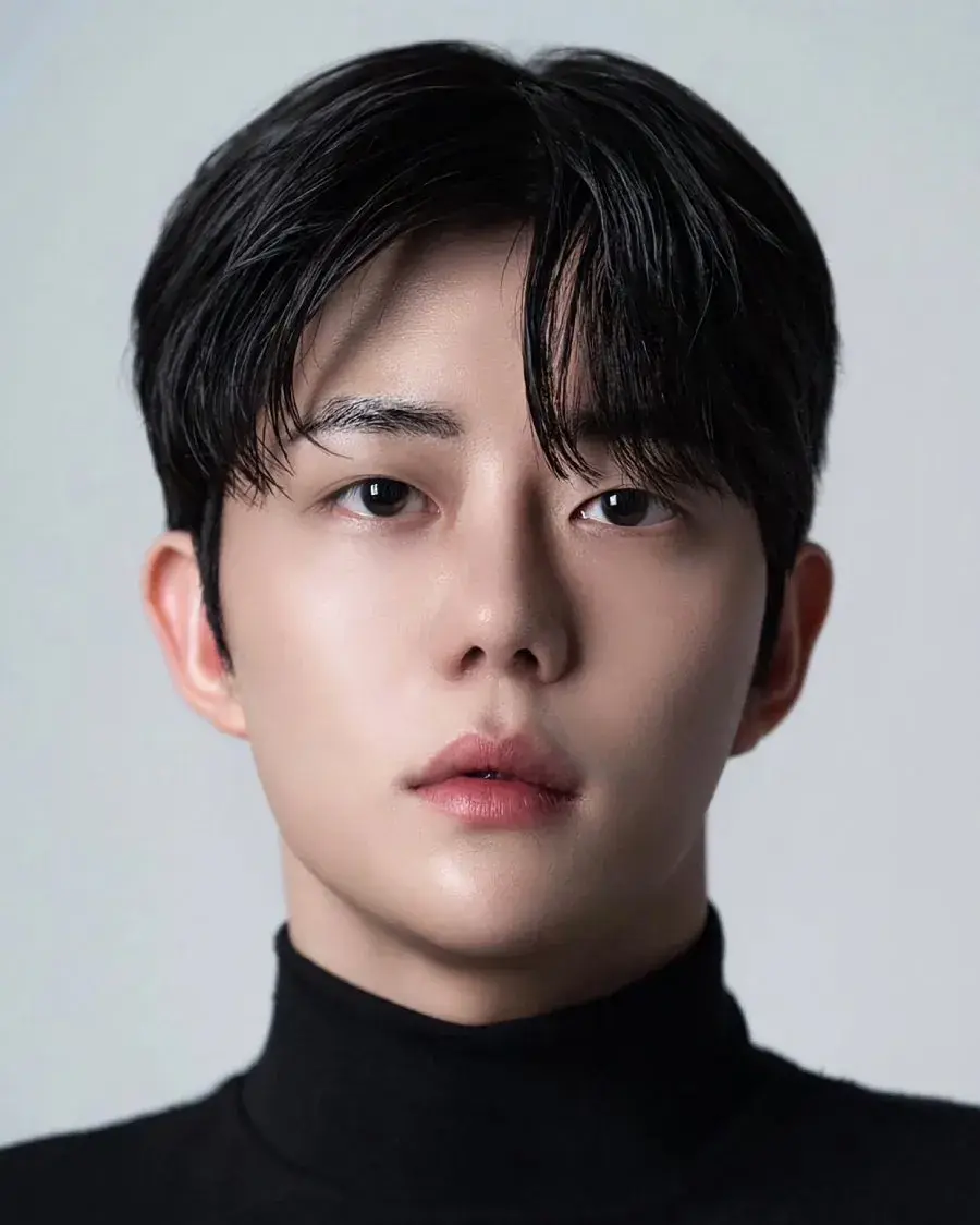 بیوگرافی Park Chang Hoon