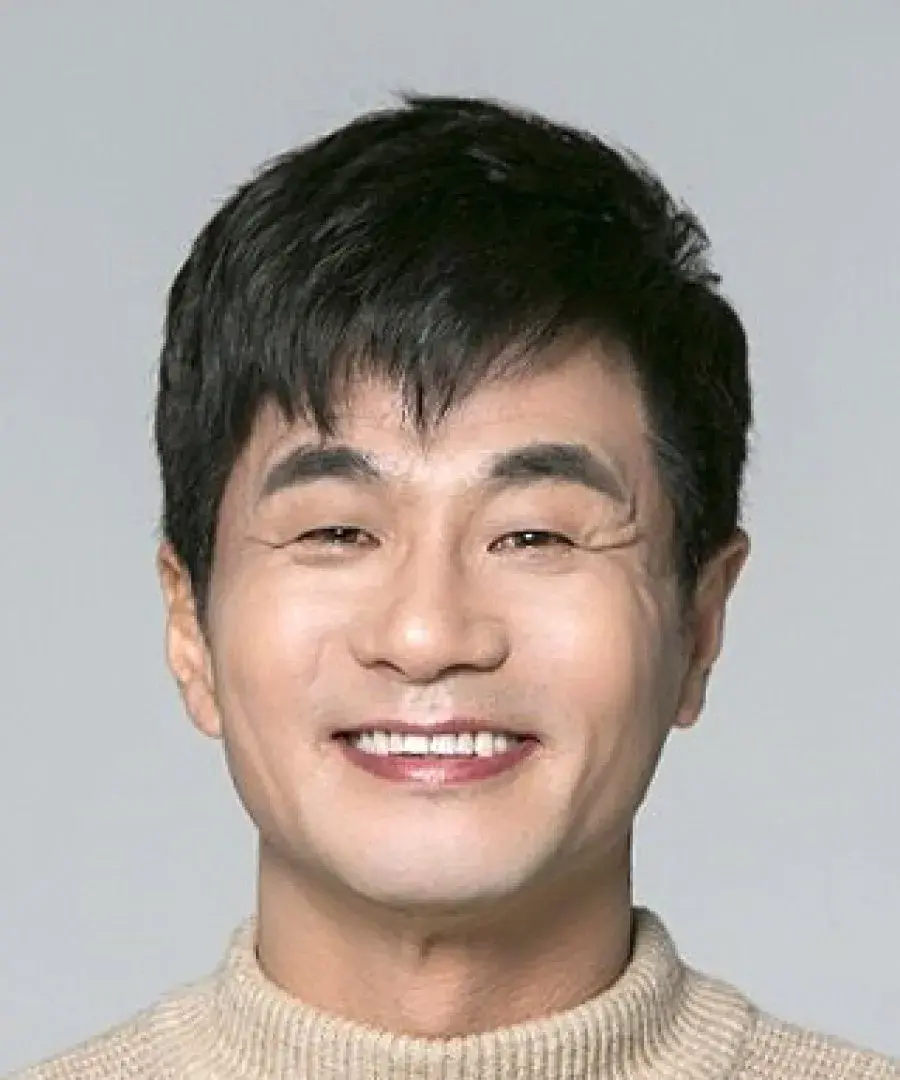بیوگرافی Son Kyung Won