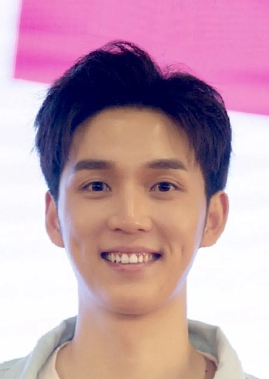 Li Yan Feng
