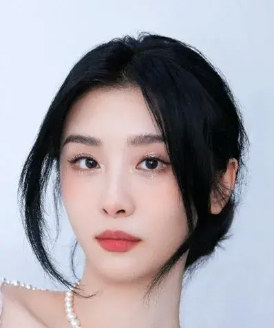 بیوگرافی Zhao Xiao Tang