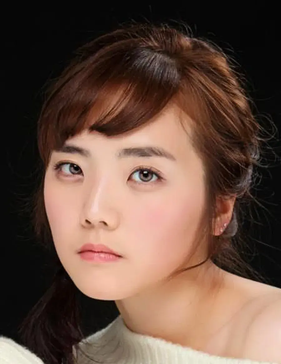 بیوگرافی Kwon Eun Soo