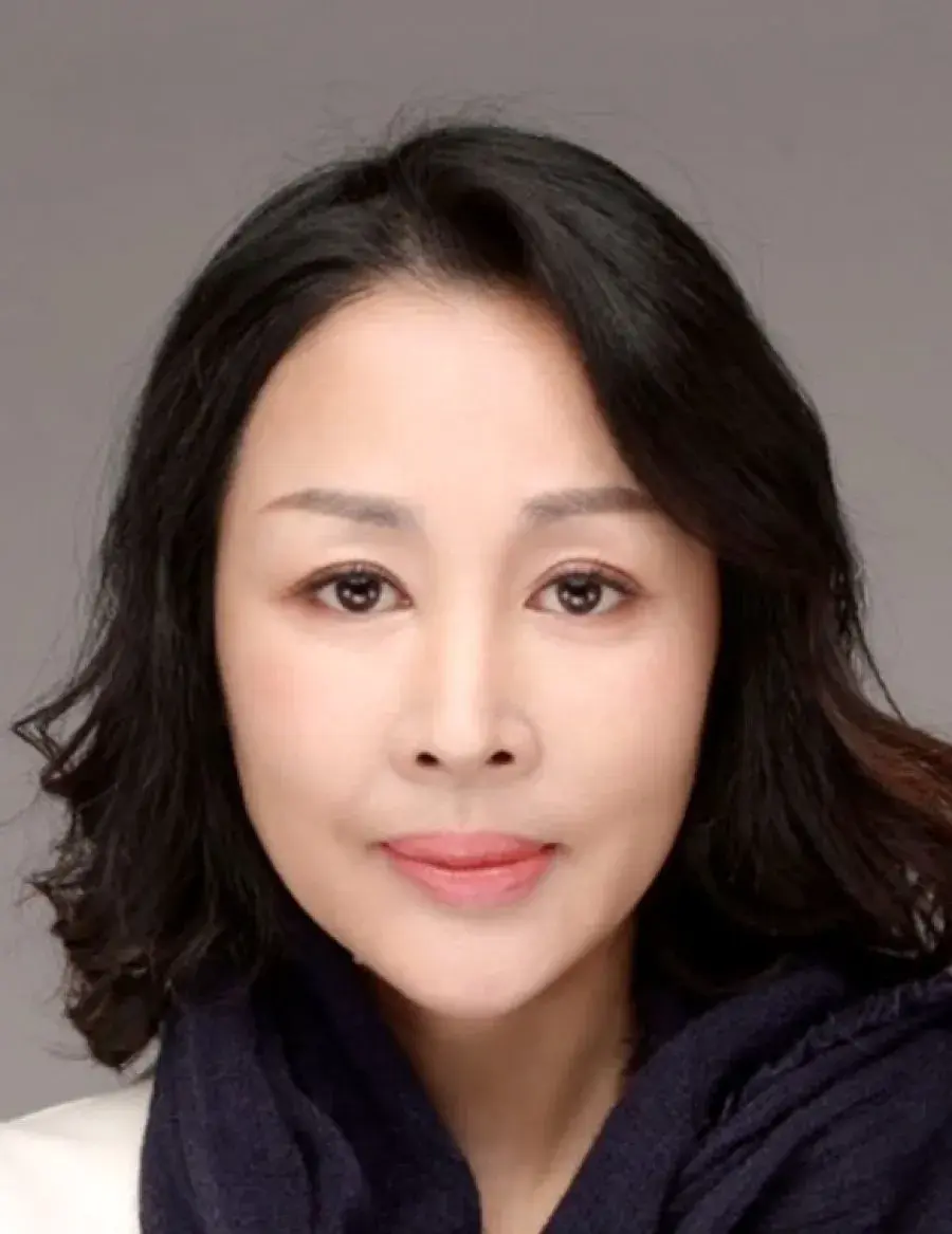بیوگرافی Xiong Rui Ling